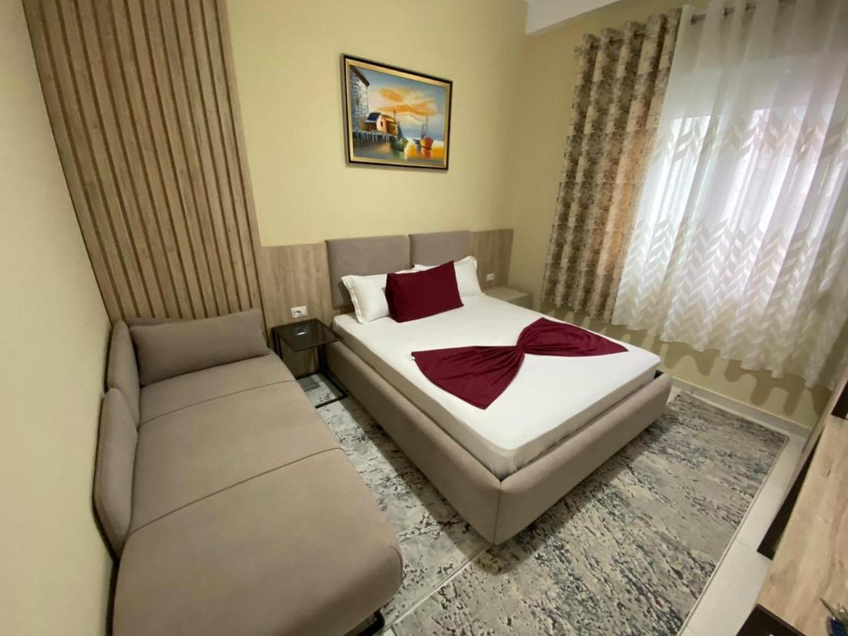 Kevin'S Lungomare Apartment Vlorë Εξωτερικό φωτογραφία