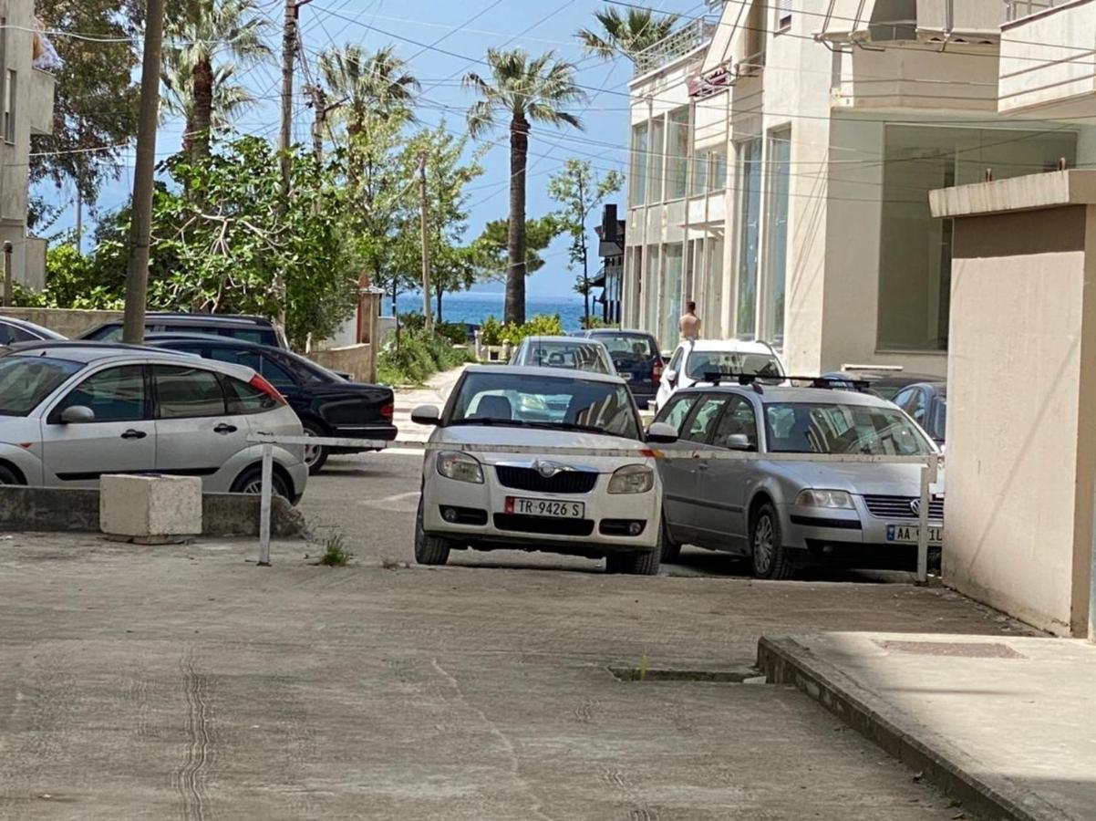 Kevin'S Lungomare Apartment Vlorë Εξωτερικό φωτογραφία