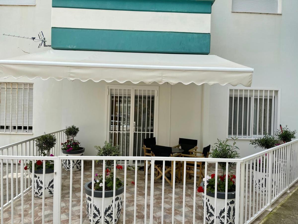 Kevin'S Lungomare Apartment Vlorë Εξωτερικό φωτογραφία